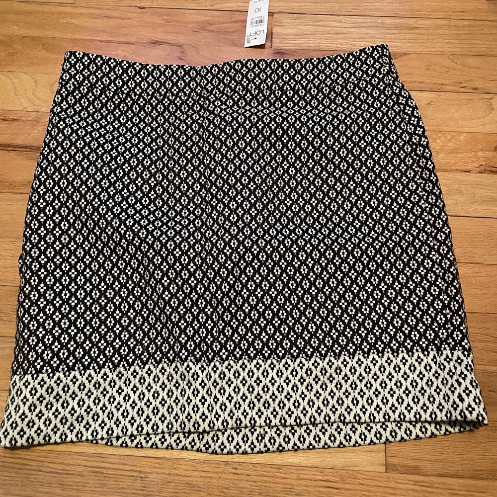 NEW Ann Taylor Loft women’s skirt black white pattern - size 10 NWT